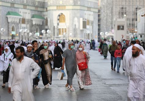Saudi Arabia Redefines Role As Worlds Defender Of Muslims Bloomberg