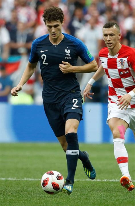 Select from premium benjamin pavard of the highest quality. Benjamin Pavard vom VfB Stuttgart ist immer für einen Spaß ...