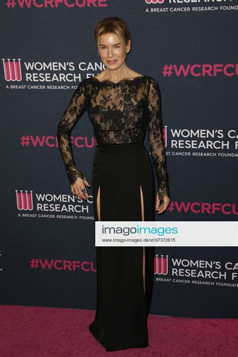 beverly hills ca february 27 renée zellweger attends the women s cancer research funds an