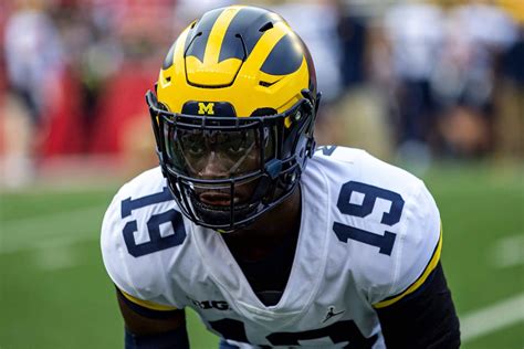 Next Man Up Michigans Rod Moore Tries To Stay On The Fast Track At Safety The Athletic