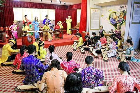 Dan Tranh Performances Prserve Promote Vietnamese Traditional Music