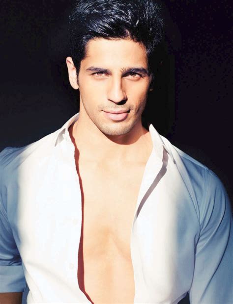 Siddharth Malhotra Bollywood Movies Bollywood Celebrities Indian Bollywood Actors Bollywood