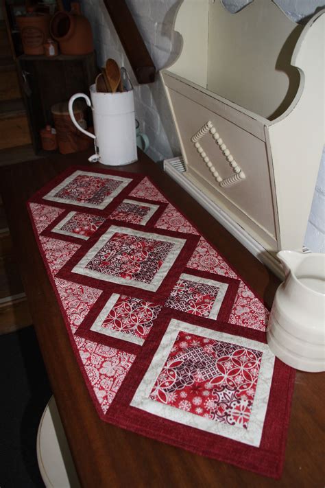 Francis table runner - PDF pattern | Table runners, Table runner