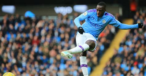 What time does man city vs crystal palace kick off? Benjamin Mendy sends Man City transfer message vs Crystal ...
