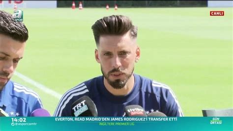 Bu model yüzün daha da yuvarlak görünmesine sebep olur. Jose Sosa'dan Emre Belözoğlu açıklaması! videosunu izle ...