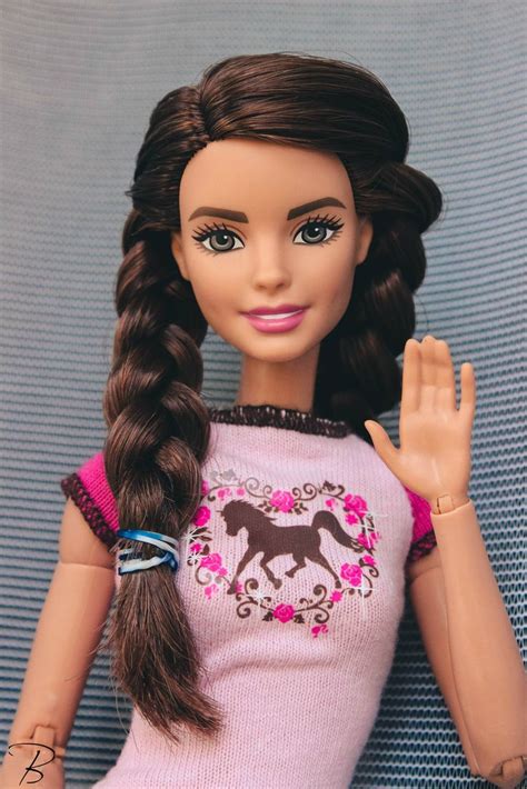 38428 Victoria Barbie Fashionista Dolls Barbie Hair Barbie Dolls