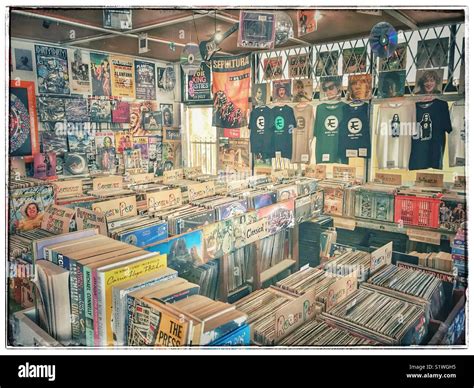 Mabu Vinyl Hi Res Stock Photography And Images Alamy