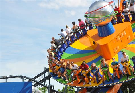 Spinsanity Is The Latest Thrill To Whirl Into Six Flags St Louis