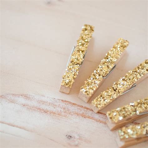 Diy Glitter Magnet Clothes Pins Perfect Way To Spice Up Your Decor
