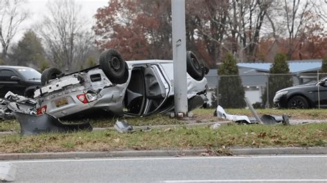2 Women Ejected In Fatal Long Island Crash With Pole Police Say Nbc New York