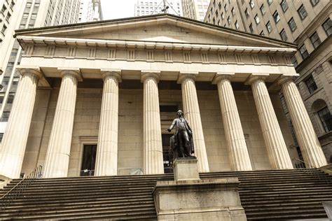 Learn about fed's impact on currencies: NY Fed COO Michael Strine to retire next year