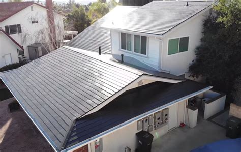Teslas New Solar Roof Cheaper Than A Regular Roof With Solar Panels