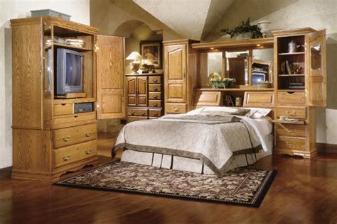 Ft 605 And Ft 611 Q M Master Piece Oak Bedroom Pier Wall With
