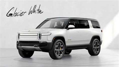 Rivian Shows Off The First Delivered R1s