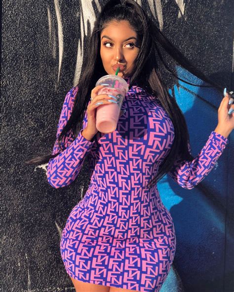 Fashionnovacurve Whats Everyones Favourite Starbucks Drink🦄this Is