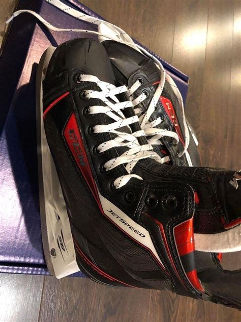 Watch as connor mcdavid skates through the montreal canadiens and beats carey price for his 21st of the season. Razzall™ | Connor McDavid GameWorn Skates