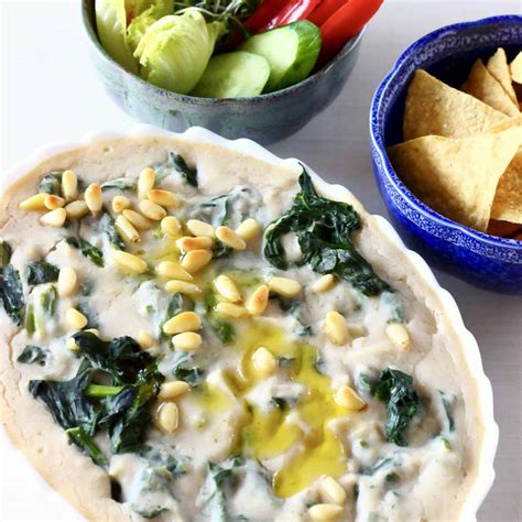 This Vegan Spinach Artichoke Dip Is What Appetiser Dreams Are Made Of