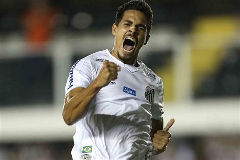 Puntate intere e clip inedite: Sampdoria oferece R$ 26 milhões ao Santos por Lucas ...