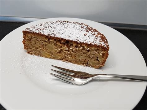 2 cups sliced apples (granny smith) ¾ cup sugar, divided Apfel - Zimt - Nuss - Kuchen von elwira | Chefkoch