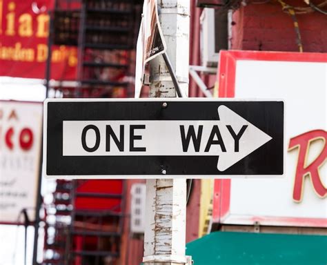 Premium Photo One Way Street Sign In New York City