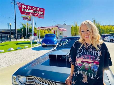 From In N Out Heiress To Business Mogul Lynsi Snyder Story