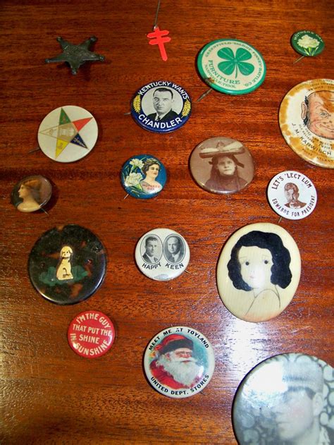 Lot Great Collection Of Antique And Vintage Pinback Buttons