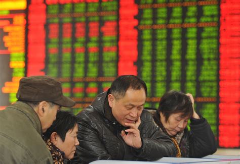 Chinese Stocks Plunge 55 Their Biggest Single Day Drop In 3 Months