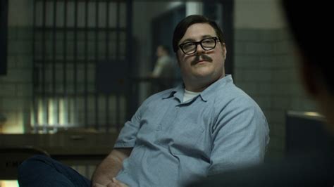 Eerie Video Shows How Perfectly The Actor On Mindhunter Portrayed