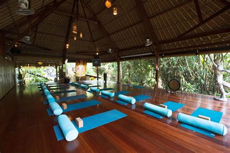 10 Rejuvenating Yoga Retreats In Bali