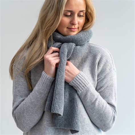 Pure Ribbed Cashmere Scarf Tom Lane