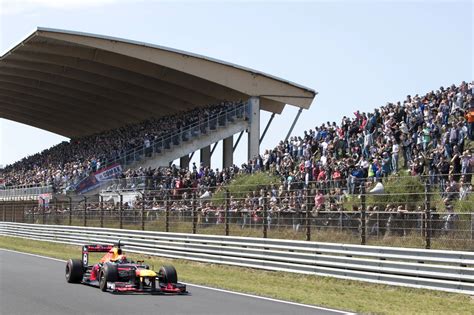 In 2019, het allereerste seizoen van de w series, werd de friese tweede achter jamie chadwick. Formula 1 confirms return of Zandvoort in 2020 - Speedcafe