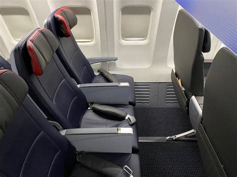 Review American Airlines Main Cabin Extra 737 One Mile At A Time