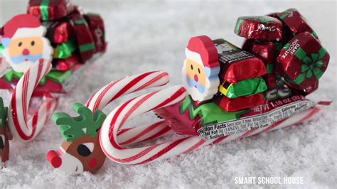 20 Santa Sleigh Made From Candy Canes