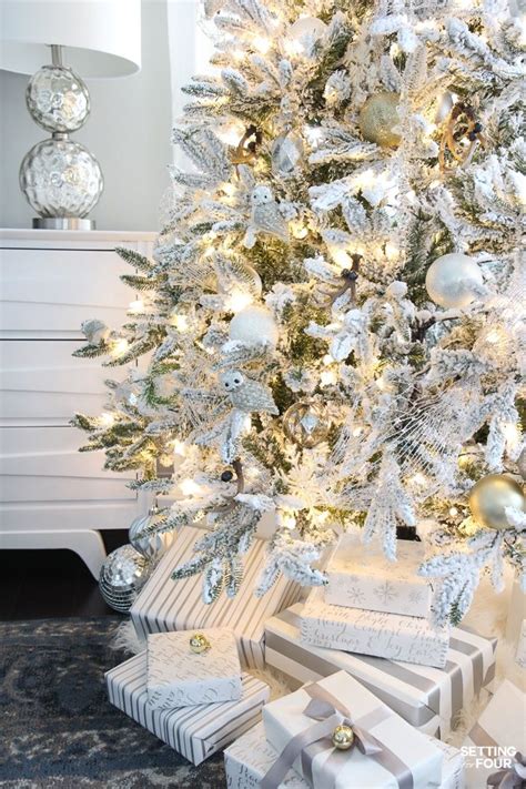 Elegant Christmas Tree White And Gold Glam Style