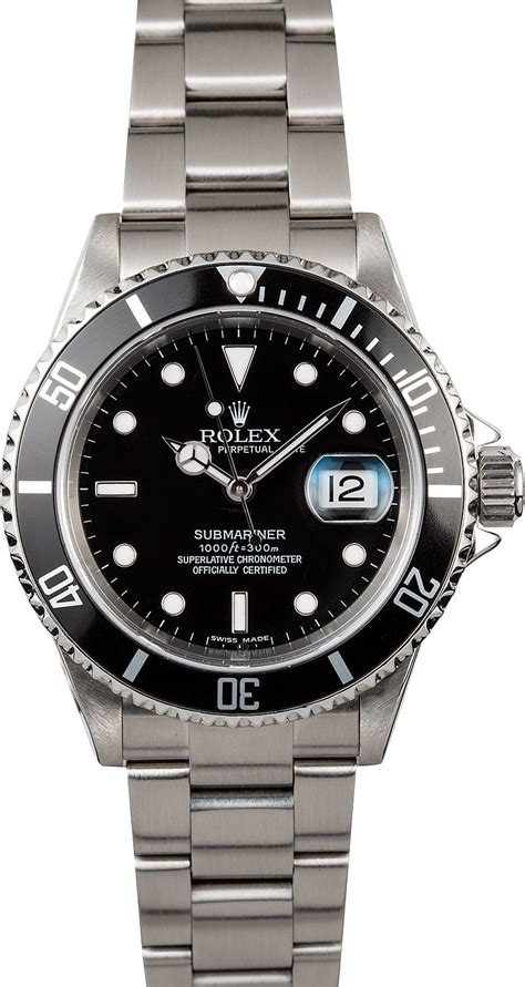 Today, virtually everyone (from all around the world) recognizes the brand name. Submariner Rolex 16610 Men's Watch