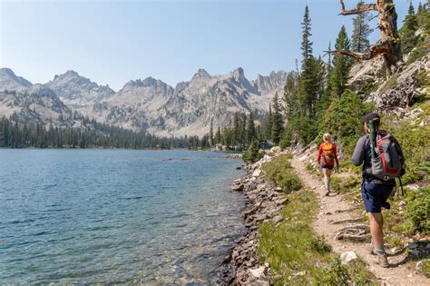 Take A Hike In The Sawtooths 3 Beautiful Trails Near Redfish Lake