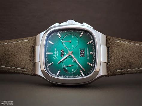 Hands On Review Glashütte Original Seventies Chronograph Panorama Date