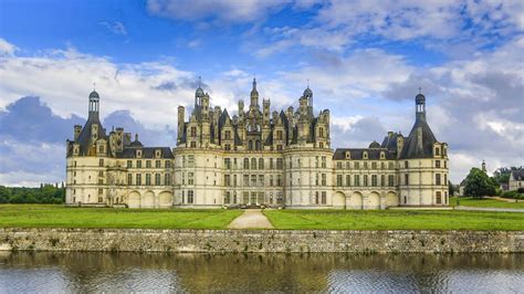 The Unsolved Mystery Of Frances Iconic Loire Valley Bbc Travel