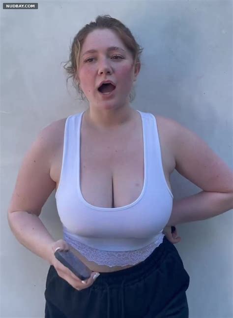 Emma Kenney Naked Boobs In A Tight T Shirt Nudbay