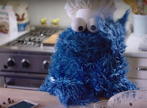 Cookie Monster shows us everything we can do with Siri (and cookies)