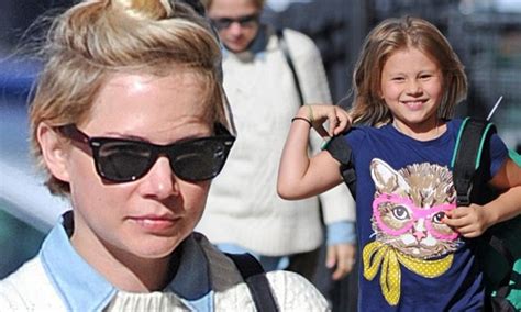 michelle williams and daughter matilda ledger take a walk on the wild side in brooklyn daily