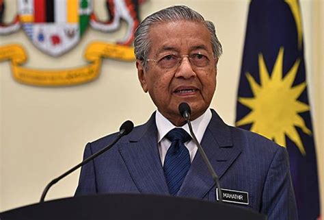Mahathir bin mohamad (tulisan jawi: Ketepikan ego untuk jadi pemimpin yang baik - Tun Mahathir ...