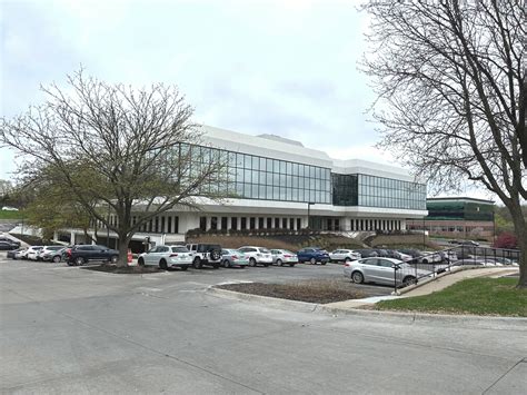 9394 W Dodge Rd, Omaha, NE 68114 | Crexi.com