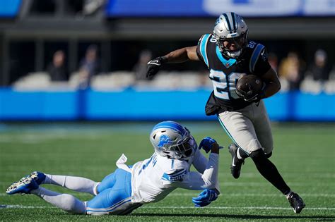 Lions trash field conditions in Carolina: ‘I didn’t think that was