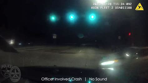 VIDEO: Irving police officer crashes into car that ran red light | FOX