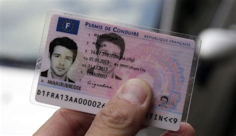 Cette nouvelle carte d'identité est plus sécurisée que la précédente. Nouvelle Carte D Identité Format | Carte De Paris