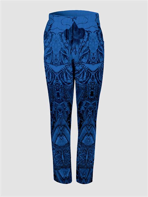 So, which one of these 30 unique half sleeve tattoo ideas for men was your favorite? Hip Hop Tattoo Trousers - Nativ Tattoo