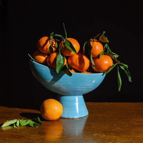 Make Still Life Photography Come Alive With This Simple Guide Light