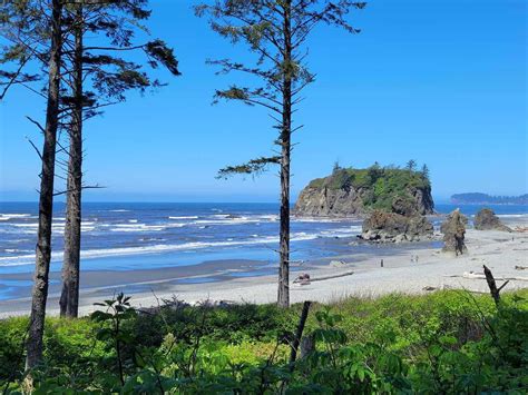 Exploring Some Amazing Pacific Northwest Beaches Along The 101