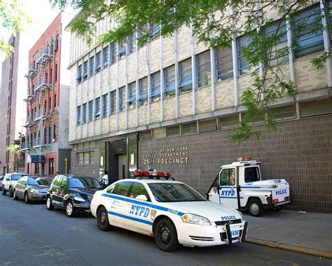 P025 Nypd Police Station Precinct 25 East Harlem New Yor Flickr